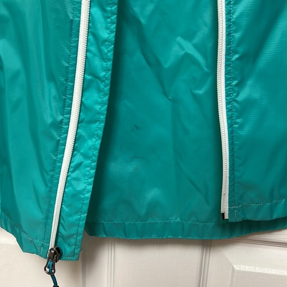 North Face Teal Rain Jacket - Picture 7 of 7